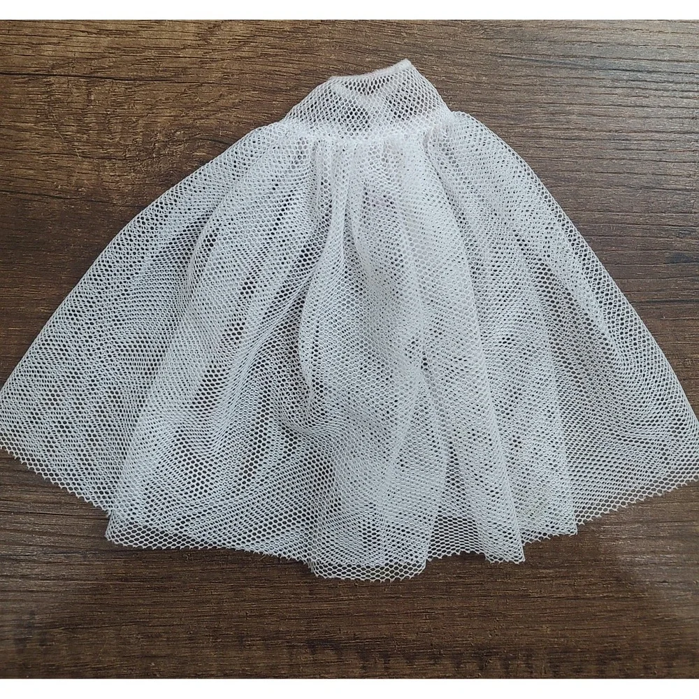 Barbie Doll Clothes And Accessories  White Under Skirt Crinoline Z30
